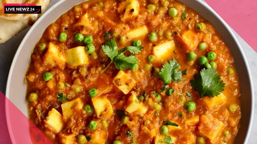 Matar Paneer Recipe रेस्ट्रोरेंट जैसा मटर पनीर घर पर, जाने कैसे !